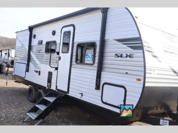New 2025 JAYCO Jay Flight
