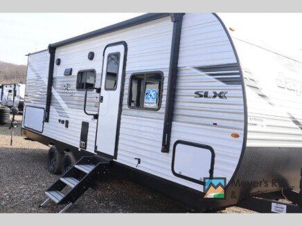 Photo 1 for New 2025 JAYCO Jay Flight