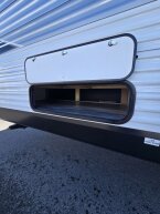 Thumbnail Photo 3 for New 2025 JAYCO Jay Flight