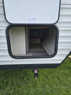 Thumbnail Photo 2 for New 2025 JAYCO Jay Flight