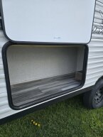 Thumbnail Photo 3 for New 2025 JAYCO Jay Flight