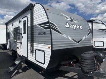 New 2025 JAYCO Jay Flight