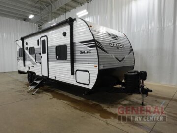 New 2025 JAYCO Jay Flight