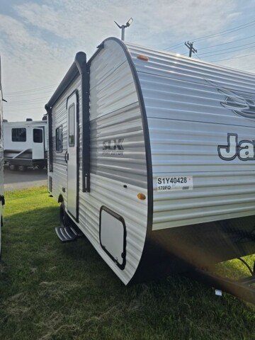 New 2025 JAYCO Jay Flight