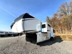 Thumbnail Photo 4 for New 2025 JAYCO Pinnacle