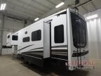 Thumbnail Photo 3 for New 2025 JAYCO Pinnacle
