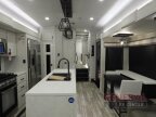Thumbnail Photo 4 for New 2025 JAYCO Pinnacle