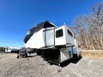 Thumbnail Photo 4 for New 2025 JAYCO Pinnacle