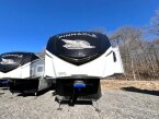 Thumbnail Photo 3 for New 2025 JAYCO Pinnacle