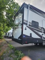 Thumbnail Photo 3 for New 2025 JAYCO Seismic