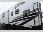 Thumbnail Photo 3 for New 2025 JAYCO Seismic