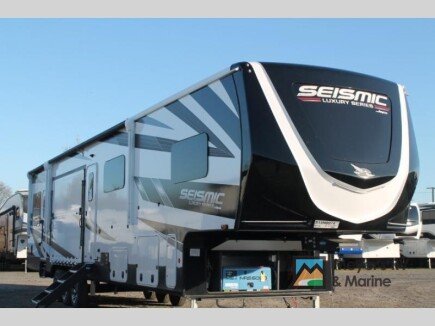 Photo 1 for New 2025 JAYCO Seismic