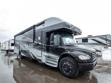 New 2025 JAYCO Seneca 37M
