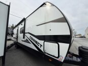 New 2025 KZ Connect C302FBK