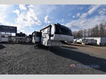 New 2025 KZ Durango D283RLT