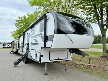 New 2025 KZ Durango