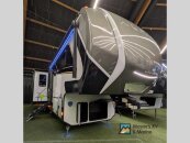New 2025 Keystone Alpine