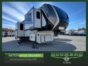New 2025 Keystone Alpine 3700FL