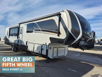 New 2025 Keystone Alpine 3910RK