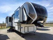 New 2025 Keystone Alpine