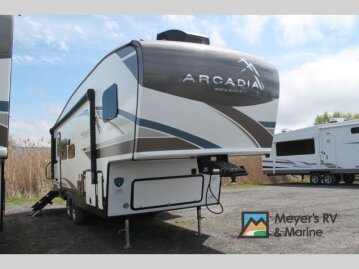 New 2025 Keystone Arcadia