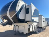 2025 Keystone Avalanche 390DS