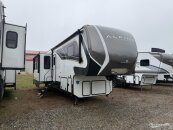 New 2025 Keystone Avalanche