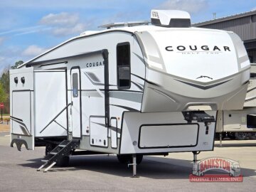 New 2025 Keystone Cougar