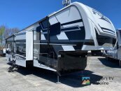 New 2025 Keystone Fuzion