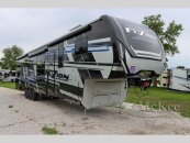 New 2025 Keystone Fuzion