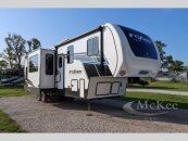 New 2025 Keystone Fuzion