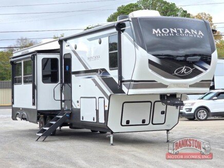 Photo 1 for New 2025 Keystone Montana