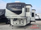 Thumbnail Photo 5 for New 2025 Keystone Montana