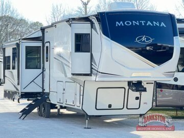 New 2025 Keystone Montana