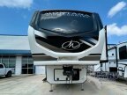 Thumbnail Photo 2 for 2025 Keystone Montana 295RL