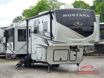 Photo 1 for New 2025 Keystone Montana