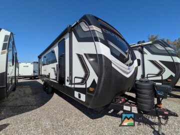New 2025 Keystone Outback