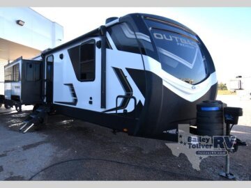 2025 Keystone Outback