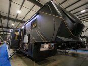 2025 Keystone Raptor 415