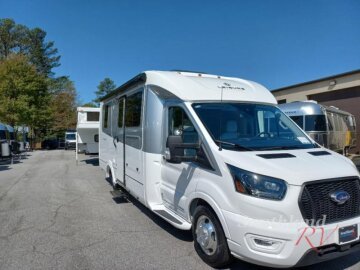 New 2025 Leisure Travel Vans Wonder