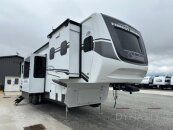 New 2025 Palomino Columbus