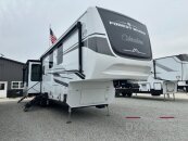 New 2025 Palomino Columbus