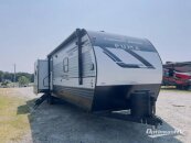 New 2025 Palomino Puma 32BHFS