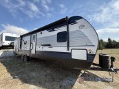 New 2025 Palomino Puma 32BH2B