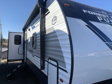 New 2025 Palomino Puma