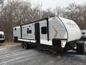 New 2025 Palomino Puma