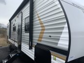 New 2025 Palomino Puma