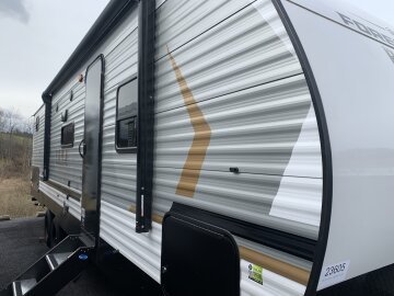 New 2025 Palomino Puma