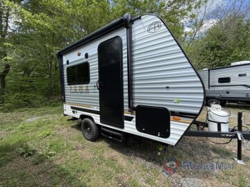 New 2025 Palomino Puma