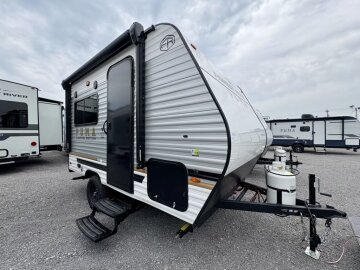 New 2025 Palomino Puma